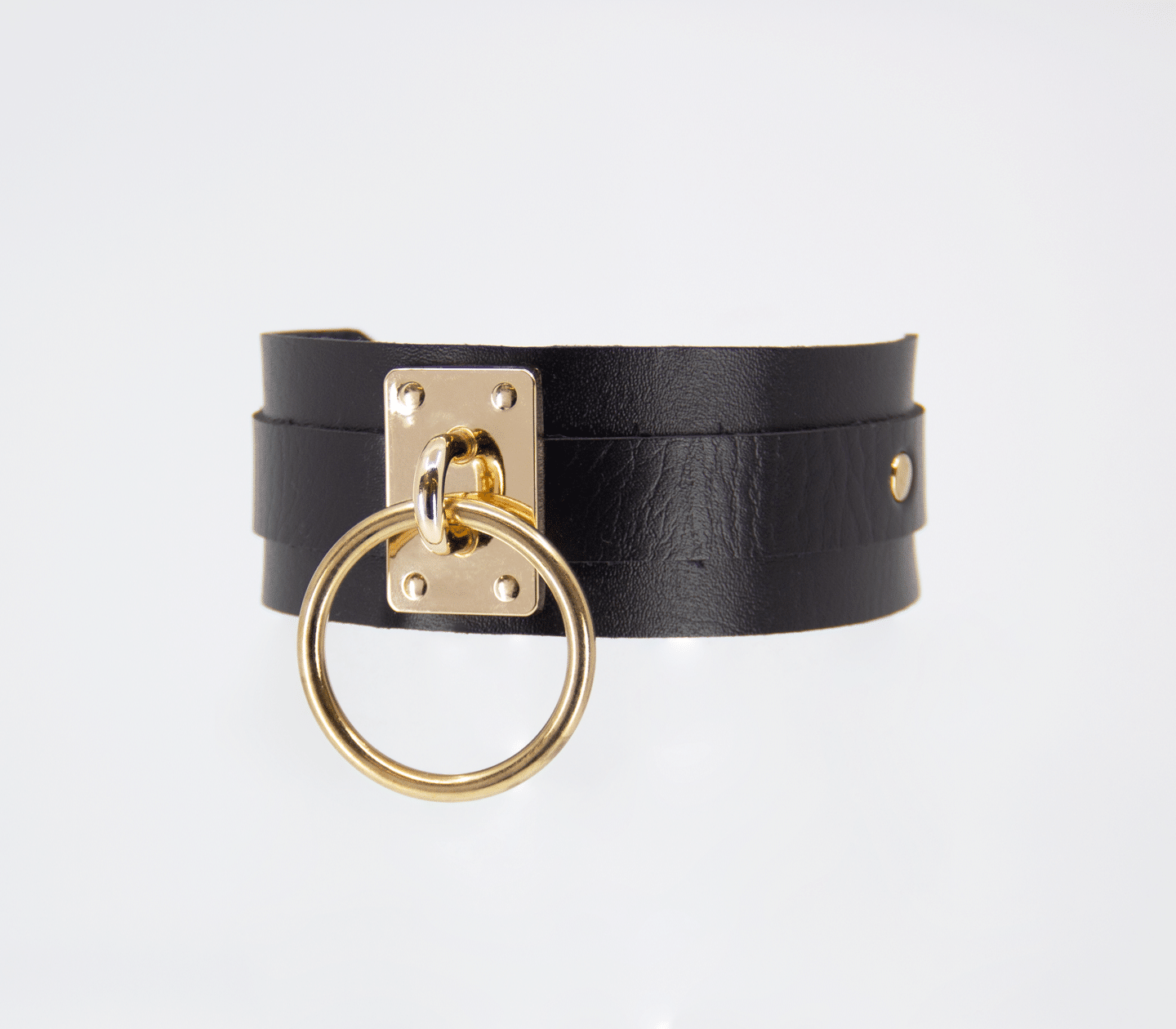 Faux Grained Leather Collar - Oversized O-Ring Shackle Plate